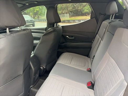 Used 2023 Hyundai Santa Cruz SEL Premium AWD/4WD image 9