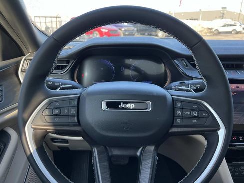 New 2026 Jeep Grand Cherokee L Limited image 14