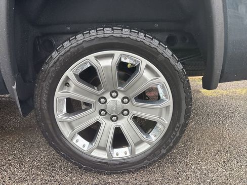 Used 2018 GMC Sierra 1500 Denali w/ Denali Ultimate Package AWD/4WD image 24