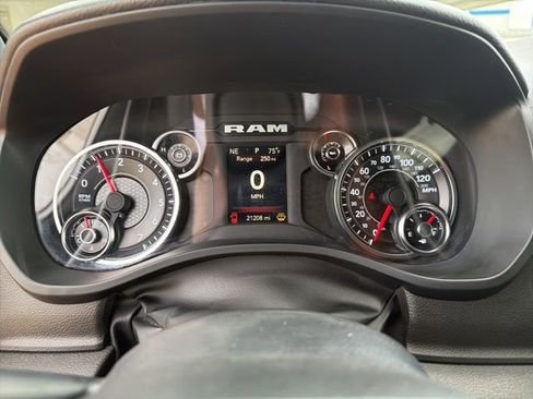 Used 2024 RAM 1500 Big Horn image 19
