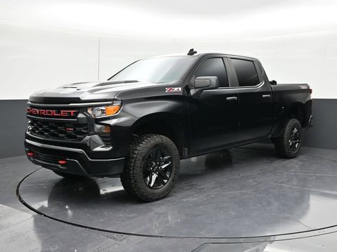 Used 2024 Chevrolet Silverado 1500 Custom Trail Boss image 1