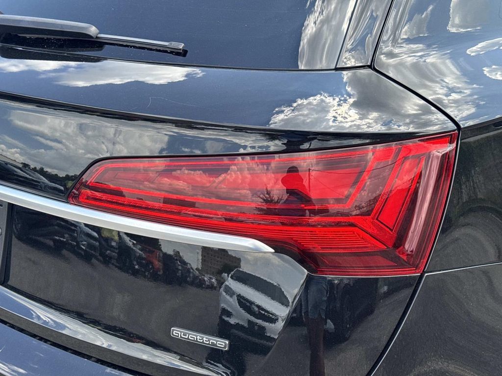 Used 2024 Audi Q5 2.0T Premium Plus AWD/4WD image 11