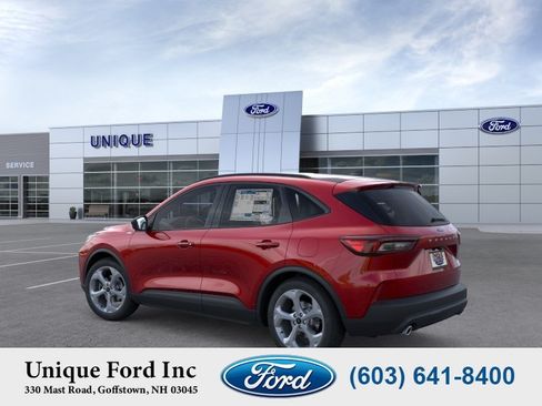 New 2026 Ford Escape ST-Line w/ Cold Weather Package AWD/4WD image 4