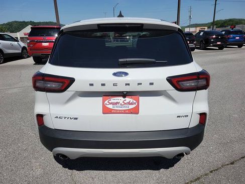 Used 2025 Ford Escape Active AWD/4WD image 6