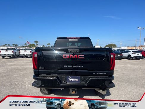Used 2024 GMC Sierra 2500 Denali w/ Denali Reserve Package image 6