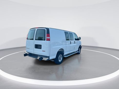 Used 2025 GMC Savana 2500 w/ Driver Convenience Package RWD image 9