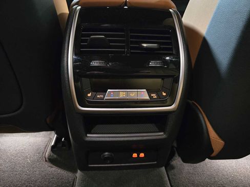 Used 2026 BMW X5 xDrive50e w/ M Sport Package image 19