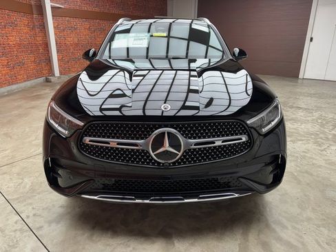 New 2026 Mercedes-Benz GLC 300 GLC 300 image 8