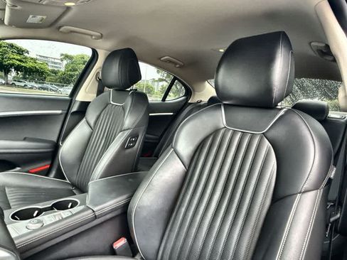 Used 2023 Genesis G70 3.3T RWD image 14