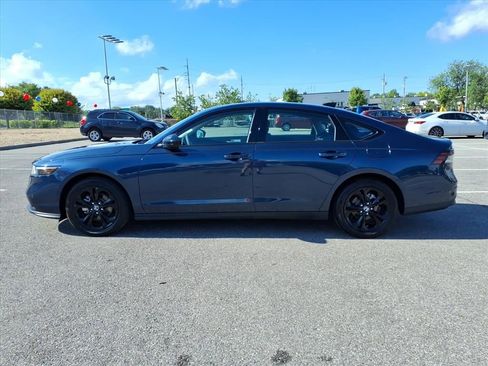 Used 2025 Honda Accord SE image 8