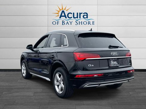 Used 2021 Audi Q5 Premium w/ Convenience Package image 2