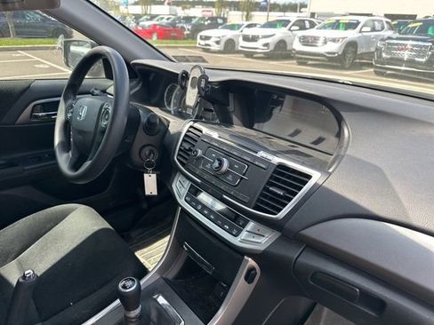 Used 2013 Honda Accord LX image 15