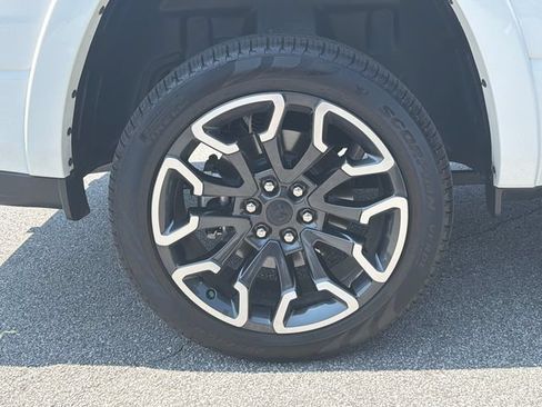 Used 2026 RAM 1500 Limited AWD/4WD image 19