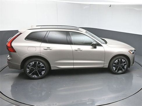 Used 2026 Volvo XC60 B5 Plus w/ Protection Package Premier image 49