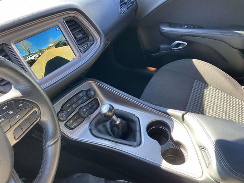 Used 2023 Dodge Challenger R/T image 21