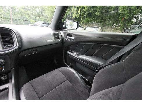 Used 2020 Dodge Charger R/T w/ Plus Group RWD image 9