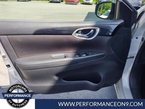 Used 2019 Nissan Sentra SV image 9