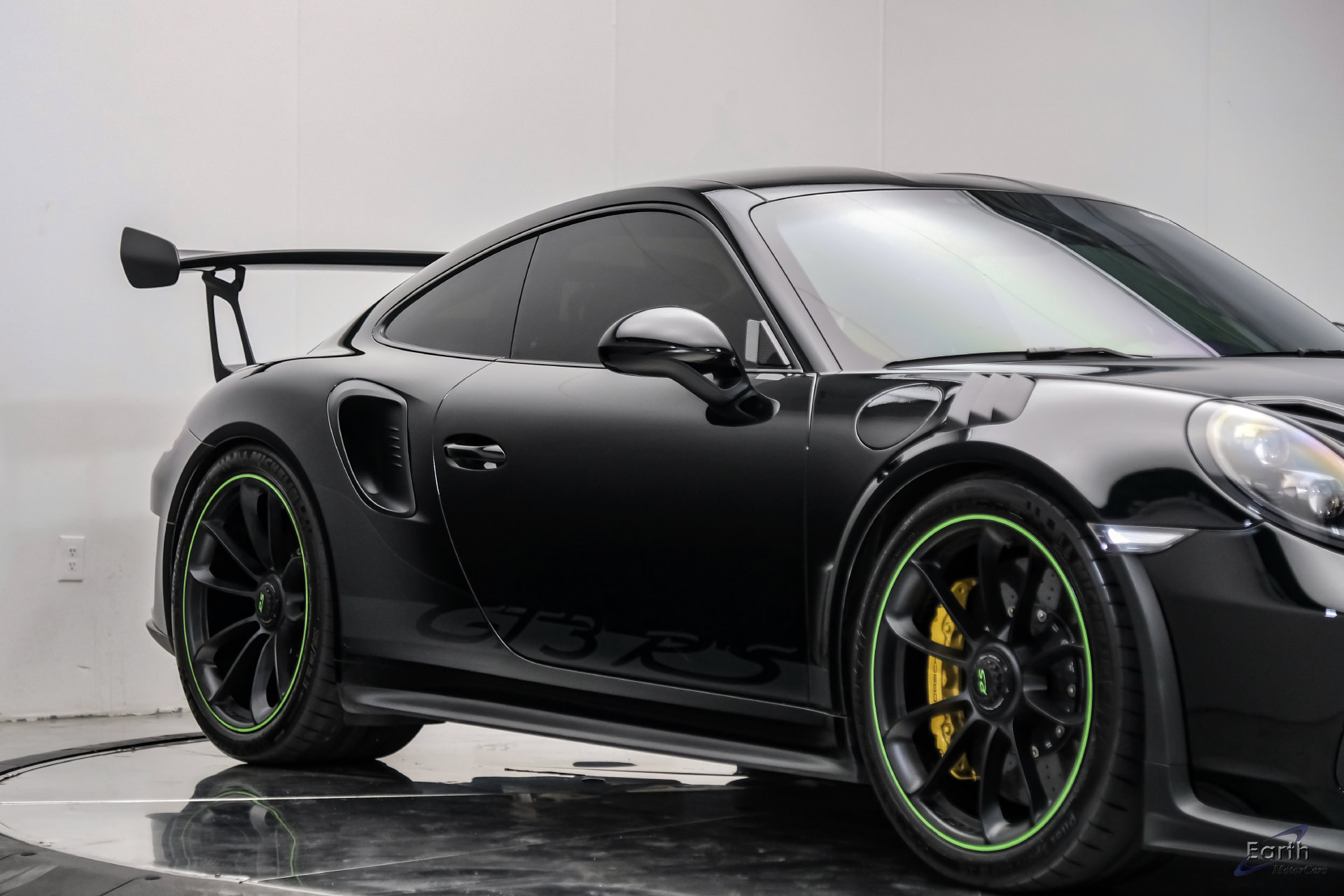 Used 2019 Porsche 911 GT3 RS RWD image 30