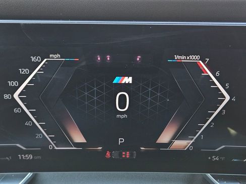 Used 2023 BMW 760i xDrive image 25