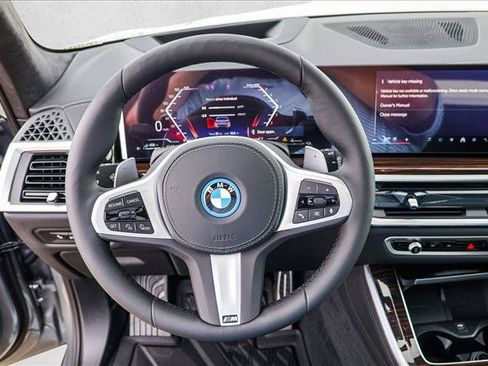 New 2026 BMW X5 xDrive50e w/ Executive Package AWD/4WD image 13