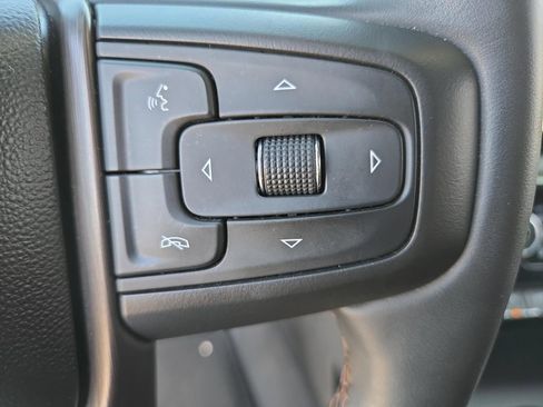 Used 2023 GMC Sierra 1500 AT4 w/ AT4 Preferred Package AWD/4WD image 19