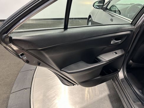 Used 2017 Toyota Camry SE FWD image 25
