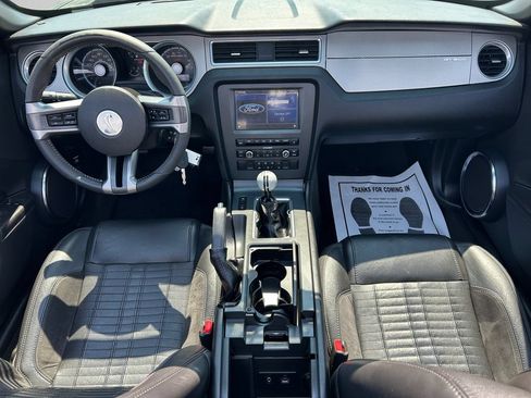 Used 2011 Ford Mustang Shelby GT500 w/ Electronics Pkg RWD image 11