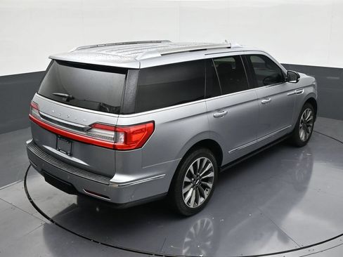 Used 2020 Lincoln Navigator Reserve w/ Luxury Package AWD/4WD image 16