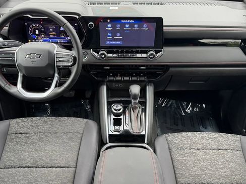 Used 2024 Chevrolet Colorado Z71 w/ Z71 Convenience Package 2 image 34