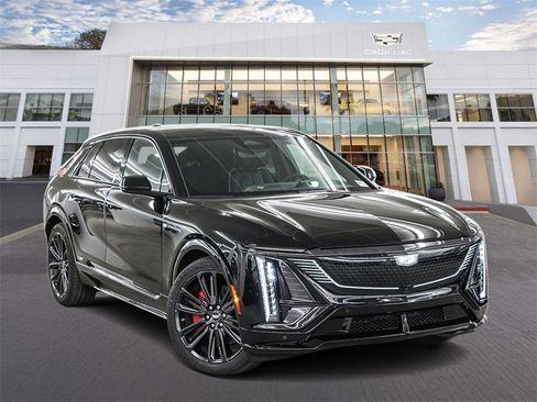 New 2026 Cadillac Lyriq V image 1
