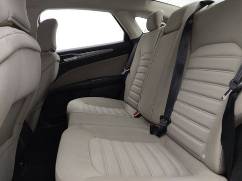 Used 2017 Ford Fusion S image 18