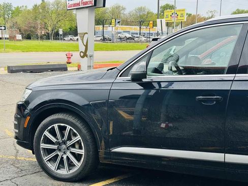Used 2017 Audi Q7 3.0T Premium Plus AWD/4WD image 9
