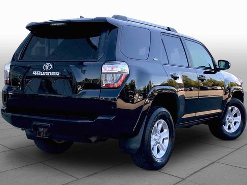 Used 2019 Toyota 4Runner SR5 Premium AWD/4WD image 12