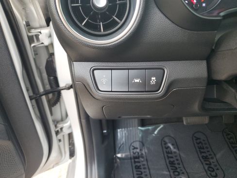 Used 2019 Kia Forte S w/ S Premium Package FWD image 31