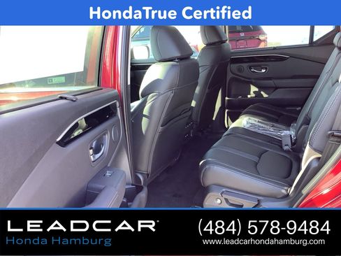 Used 2025 Honda Pilot EX-L image 16