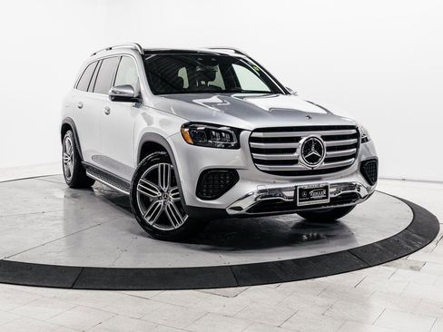 Certified 2026 Mercedes-Benz GLS 450 4MATIC image 1