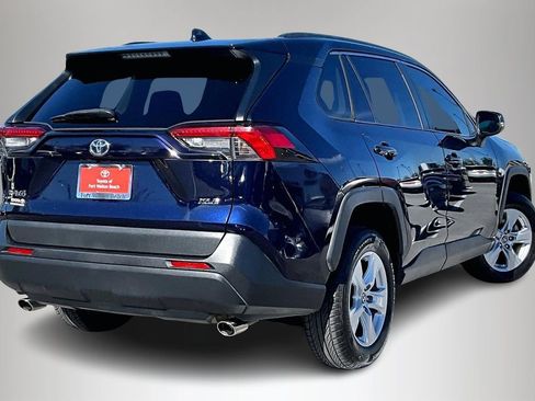 Used 2019 Toyota RAV4 XLE w/ Convenience Package image 5