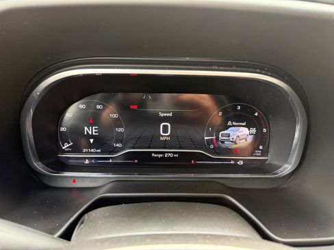 Used 2023 GMC Yukon AT4 image 30