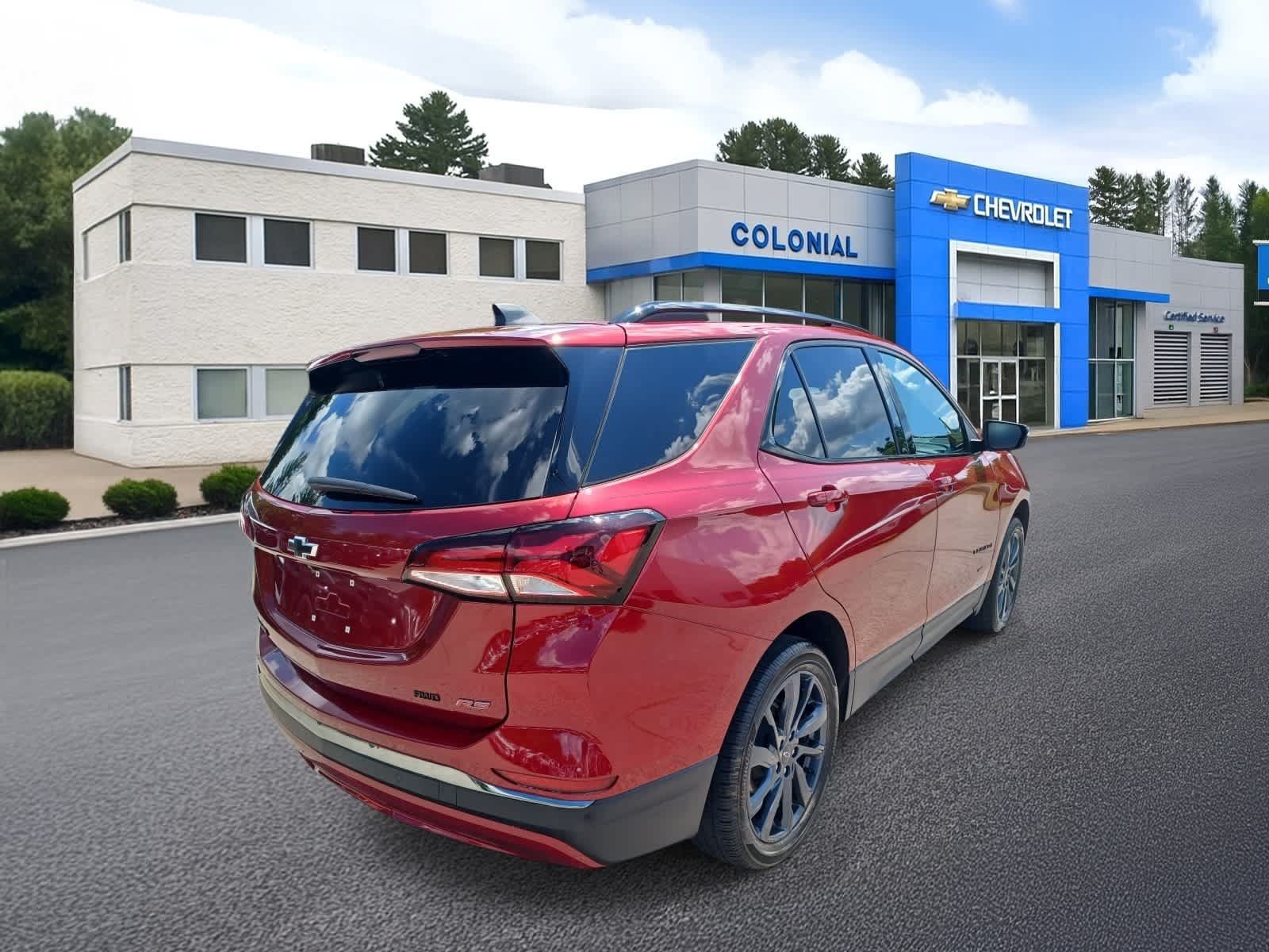 Used 2022 Chevrolet Equinox RS w/ RS Leather Package AWD/4WD image 4