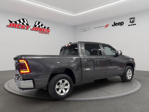 Used 2024 RAM 1500 Laramie image 10