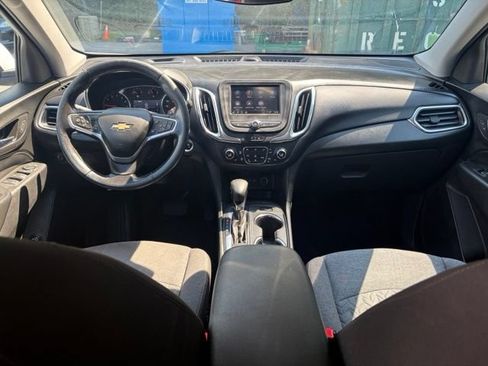 Used 2022 Chevrolet Equinox LT AWD/4WD image 3