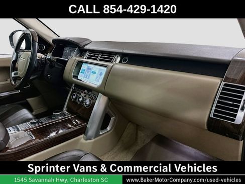 Used 2017 Land Rover Range Rover Supercharged AWD/4WD image 30