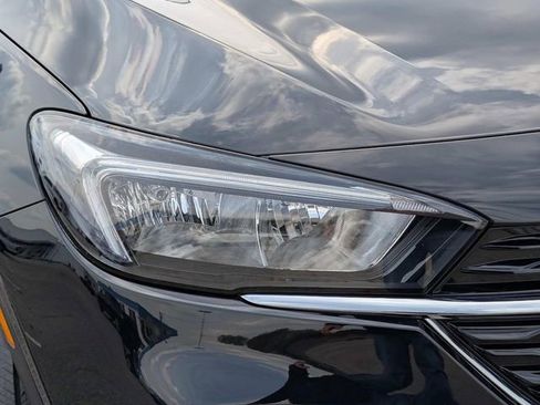 Used 2021 Buick Encore GX Select image 7