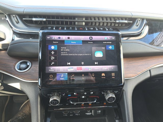 Used 2023 Jeep Grand Cherokee L Summit w/ Advanced Protech Group IV AWD/4WD image 23