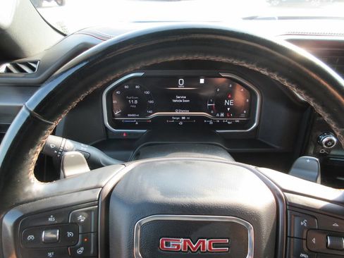 Certified 2023 GMC Sierra 1500 AT4 w/ Technology Package AWD/4WD image 32
