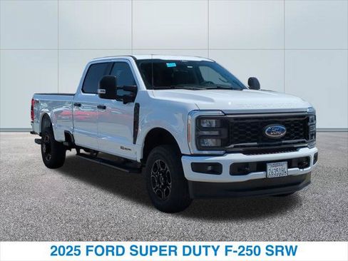 Used 2025 Ford F250 XL w/ STX Appearance Package AWD/4WD image 4