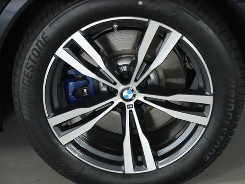 Certified 2024 BMW X7 M60i w/ Executive Package AWD/4WD image 41