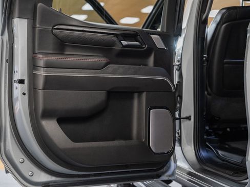 Used 2023 GMC Sierra 1500 AT4X image 46