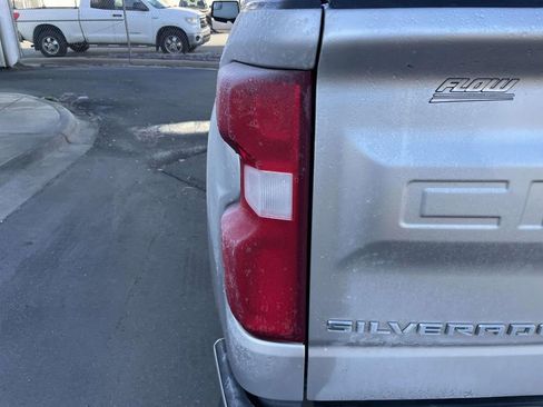 Used 2019 Chevrolet Silverado 1500 LTZ image 17