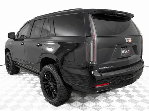 Used 2026 Cadillac Escalade Sport w/ Touring Package image 8